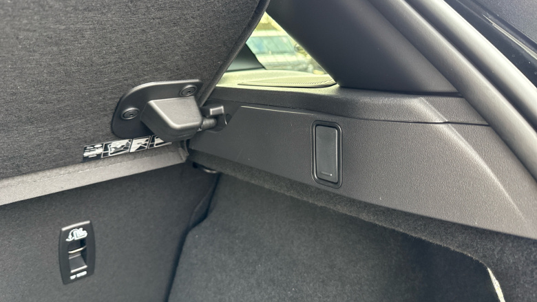 Land Rover Range Rover Evoque 2.0 D200 Autobiography 5dr Auto [Revised] Diesel Hatchback